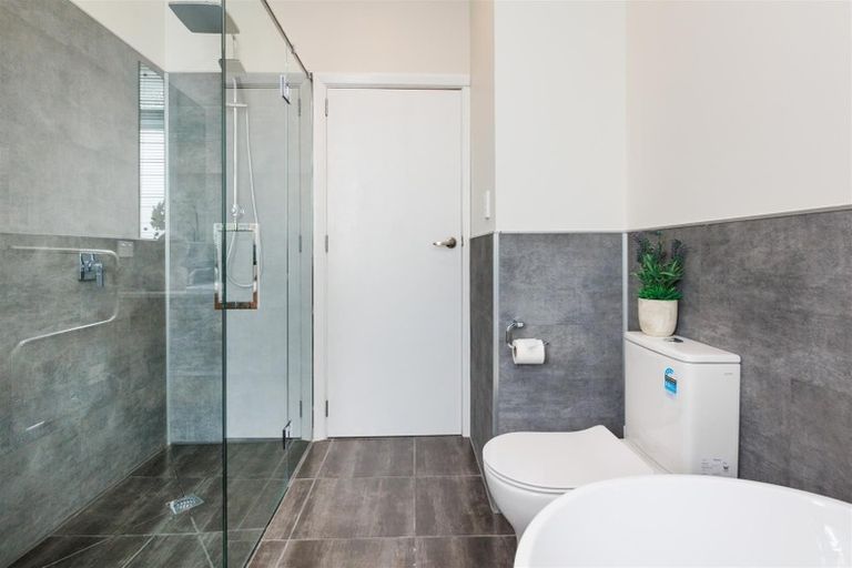 Photo of property in 37 Harris Street, Marton, 4710