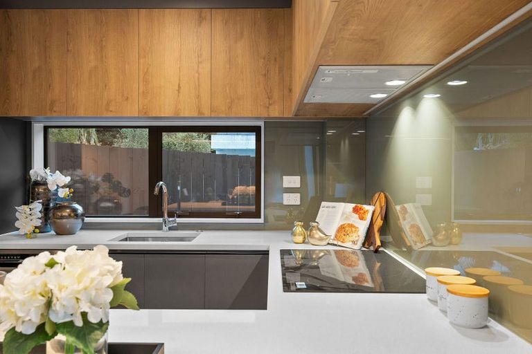 Photo of property in 7/32 Beulah Avenue, Rothesay Bay, Auckland, 0630