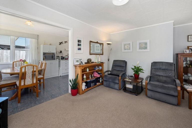Photo of property in 4 Neil Road, Fairy Springs, Rotorua, 3015
