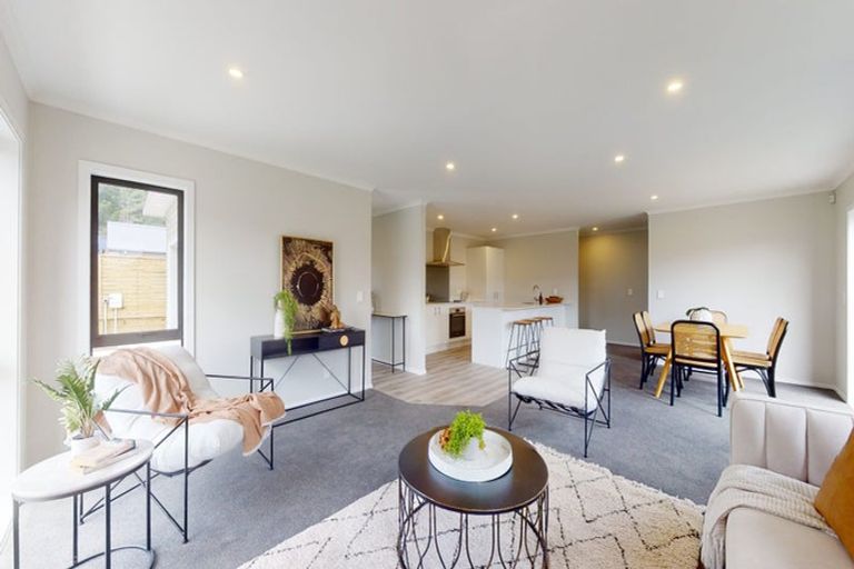 Photo of property in 8 Te Ara O Roimata, Wainuiomata, Lower Hutt, 5014