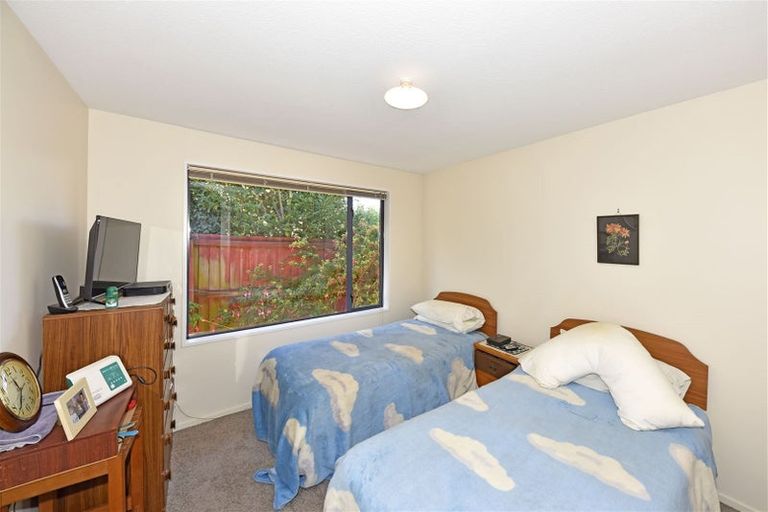 Photo of property in 1a Topham Lane, Hornby, Christchurch, 8042