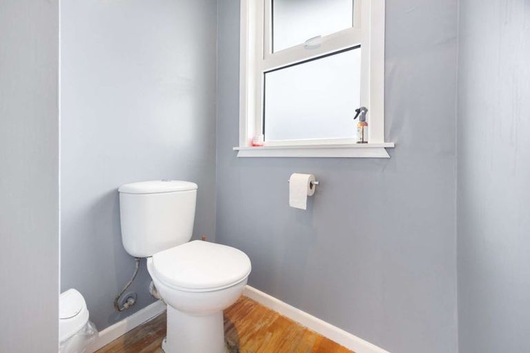 Photo of property in 13 Stratton Street, Normandale, Lower Hutt, 5010