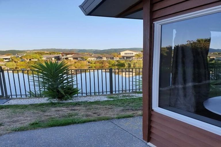 Photo of property in 10 Consort Close, Paraparaumu Beach, Paraparaumu, 5032