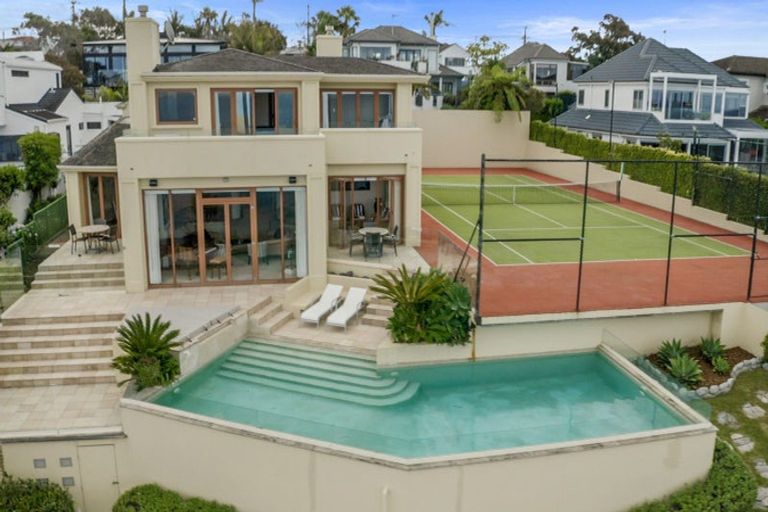 Photo of property in 207 Beach Road, Campbells Bay, Auckland, 0630