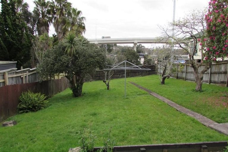 Photo of property in 58 Alberta Street, Point Chevalier, Auckland, 1022