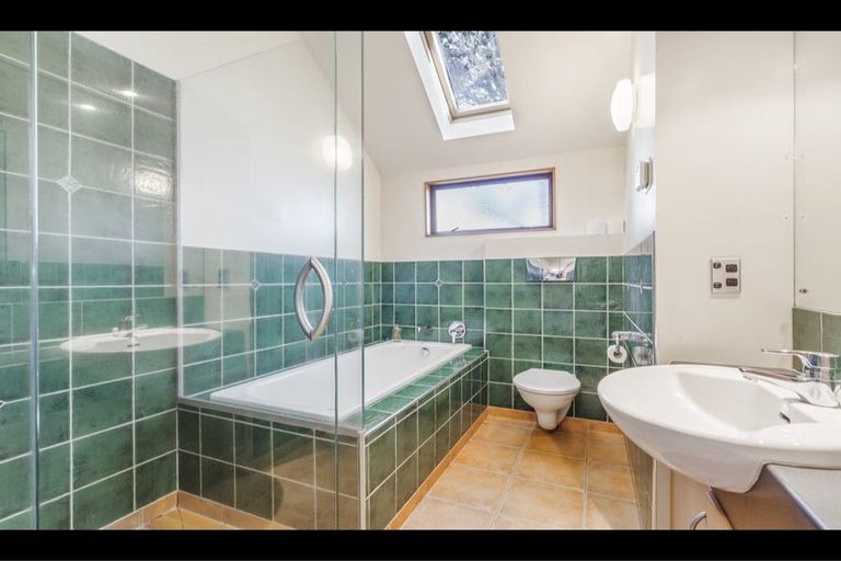 Photo of property in 65a Beresford Street, Bayswater, Auckland, 0622