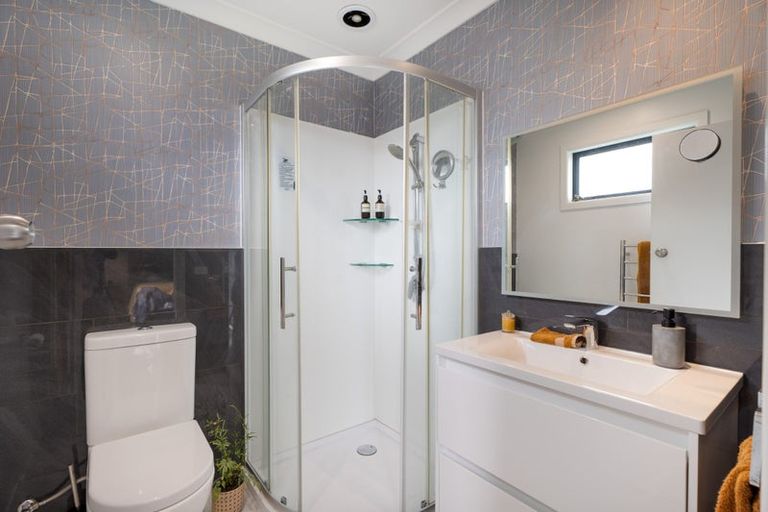 Photo of property in 4 Langwell Place, Papakowhai, Porirua, 5024