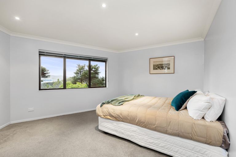 Photo of property in 4 Bay View Road, Raglan, 3225