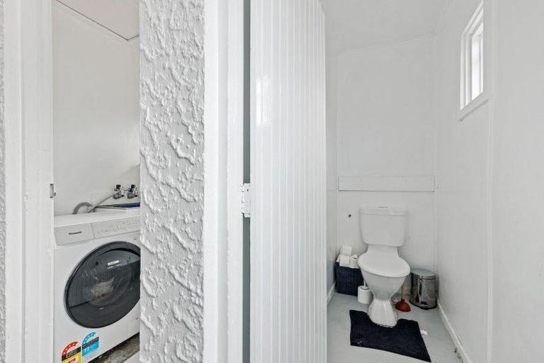 Photo of property in 90 Centennial Avenue, Waitara, 4320