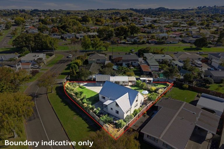 Photo of property in 1 Hackett Street, Whanganui East, Whanganui, 4500