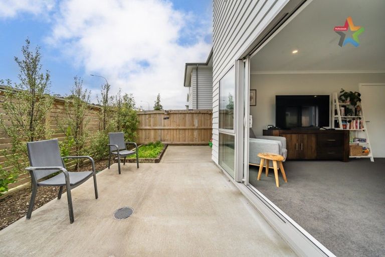 Photo of property in 59 Grovedale Square, Wainuiomata, Lower Hutt, 5014