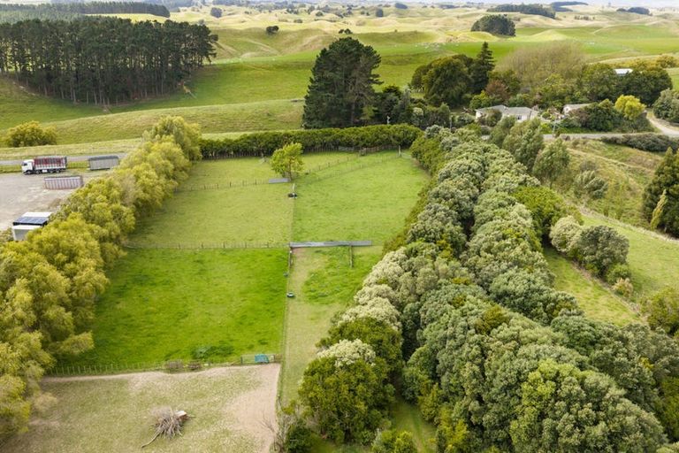 Photo of property in 846 Colyton Road, Bunnythorpe, Feilding, 4775