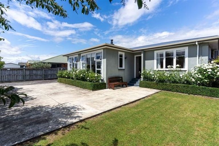 Photo of property in 130 Warwick Street, Feilding, 4702