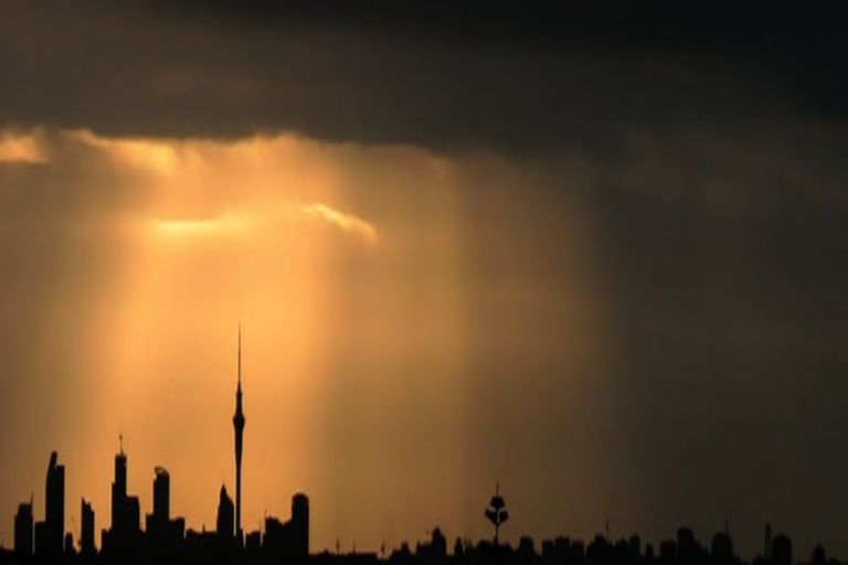 Photo of property in 2/44 Waimumu Road, Massey, Auckland, 0614