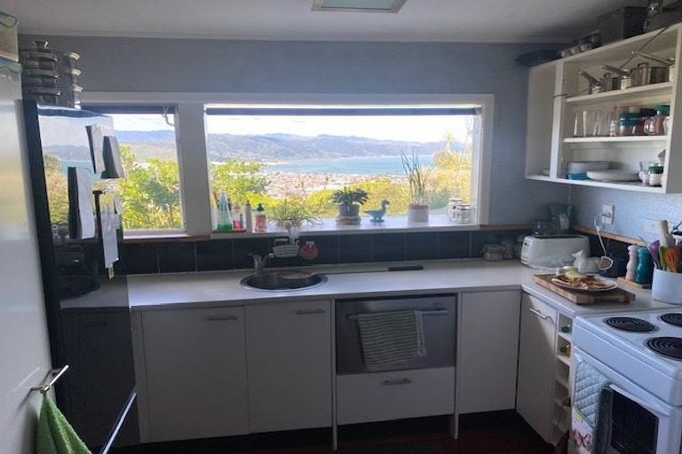 Photo of property in 92c Dowse Drive, Maungaraki, Lower Hutt, 5010