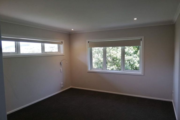 Photo of property in 375 Main Road, Tawa, Wellington, 5028
