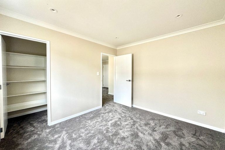 Photo of property in 8a Kelvyn Grove, Hillpark, Auckland, 2102