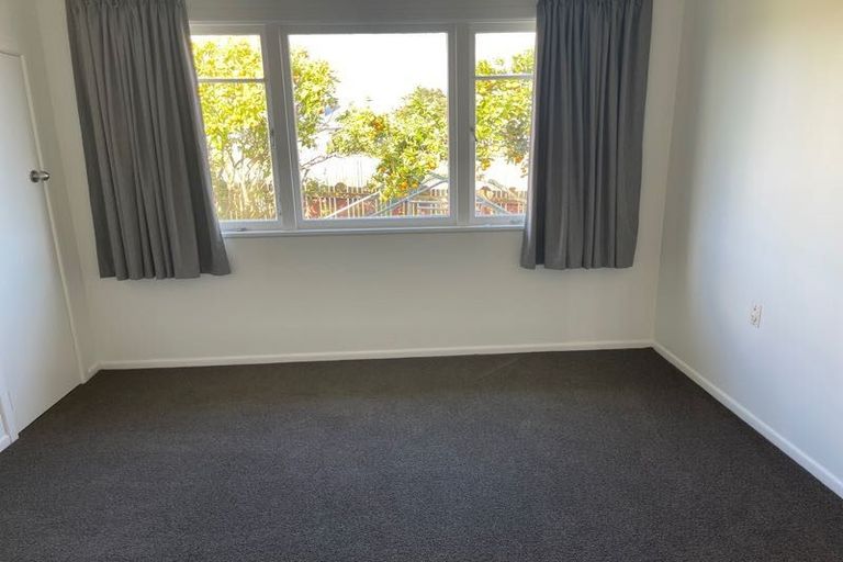 Photo of property in 27 Sherwood Road, Onerahi, Whangarei, 0110