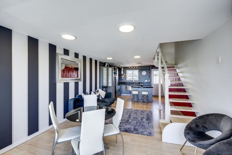 Photo of property in 249 Marine Parade, Napier South, Napier, 4110