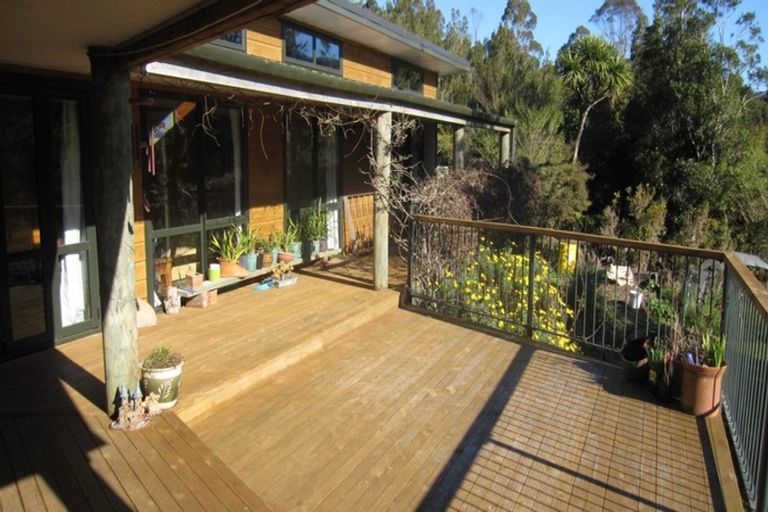 Photo of property in 88 Clifton Road, Kaiata, Greymouth, 7805
