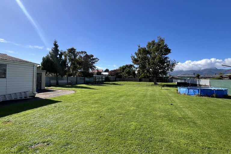 Photo of property in 9 Menzies Street, Westport, 7825