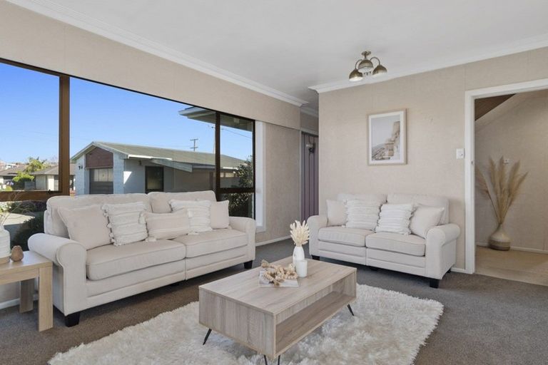 Photo of property in 207 Ngatai Road, Otumoetai, Tauranga, 3110