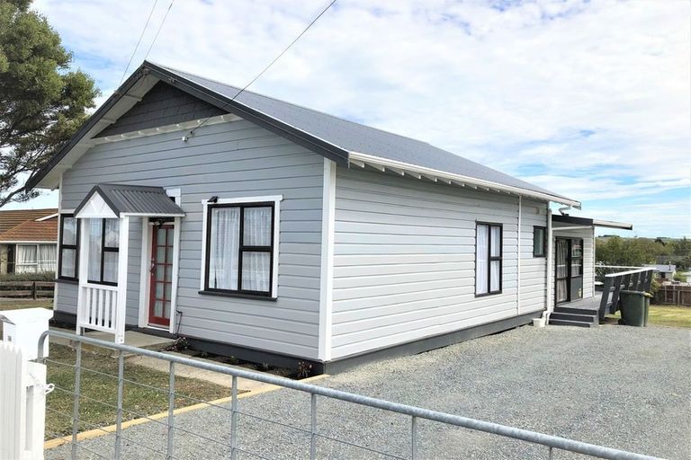 Photo of property in 39 Cromer Street, Balclutha, 9230