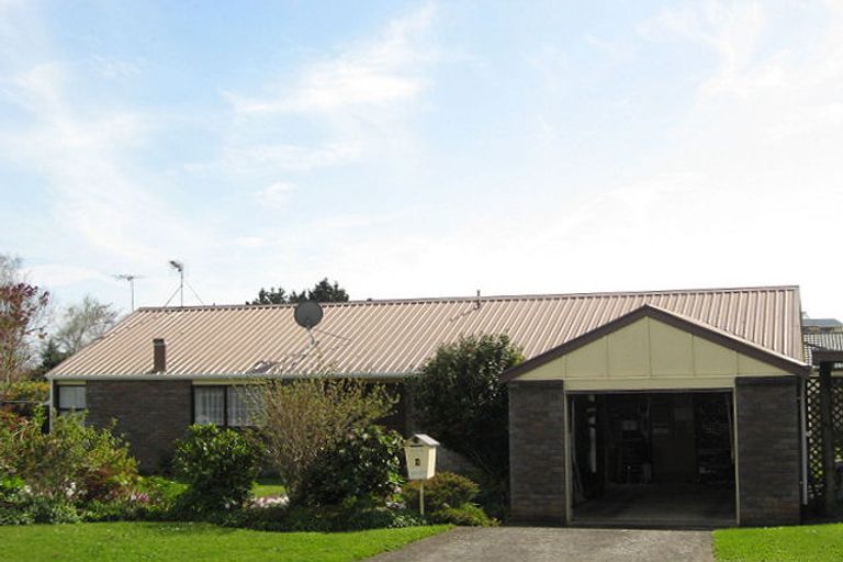 Photo of property in 6 Kapu Grove, Whalers Gate, New Plymouth, 4310