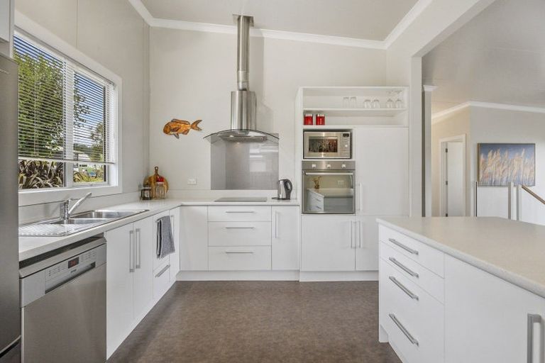 Photo of property in 64 Mckerrow Street, Shiel Hill, Dunedin, 9013