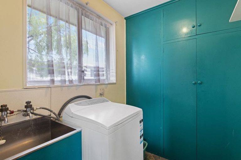 Photo of property in 2/272 Main North Road, Redwood, Christchurch, 8051