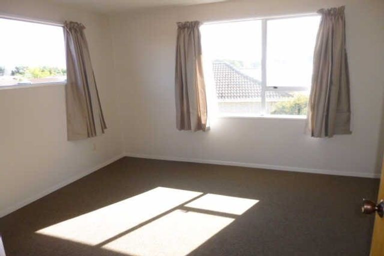 Photo of property in 2/132 Hay Street, Bromley, Christchurch, 8062