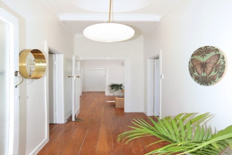 Photo of property in 9 Watea Road, Sandringham, Auckland, 1025