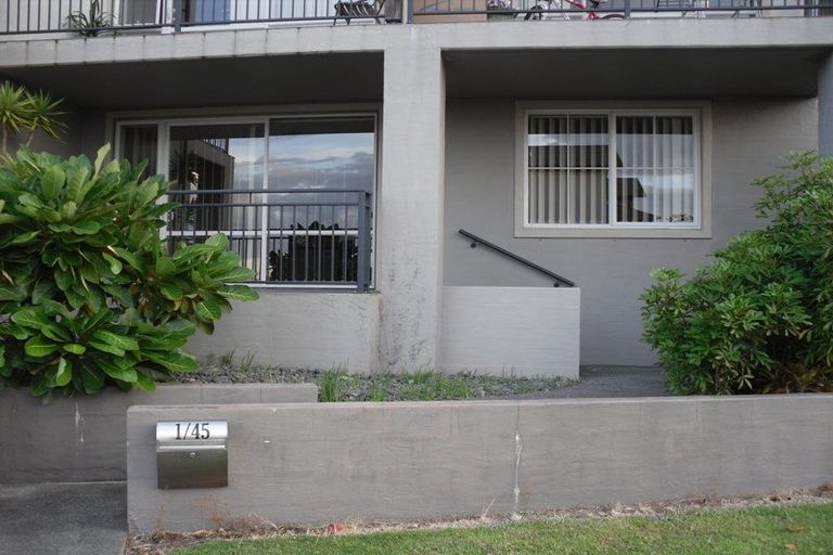 Photo of property in 1/45 Haven Drive, East Tamaki, Auckland, 2013