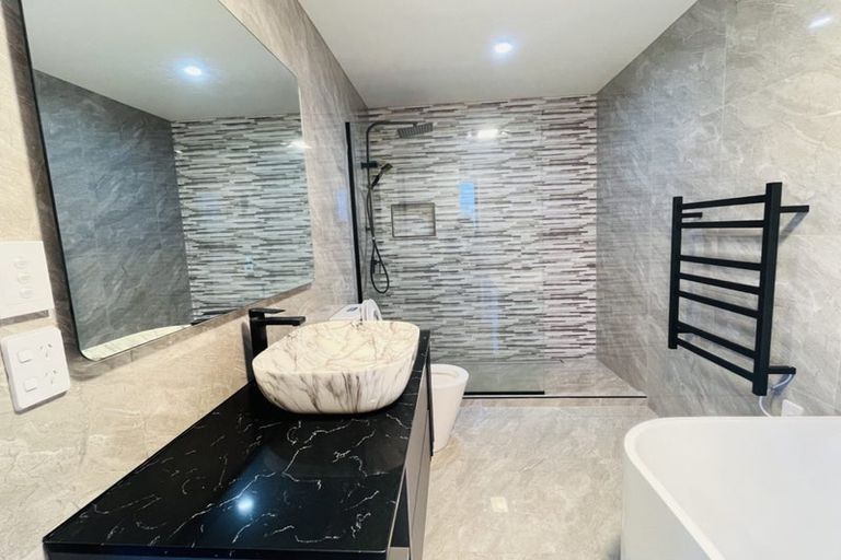 Photo of property in 47a Murphys Road, Totara Park, Auckland, 2019