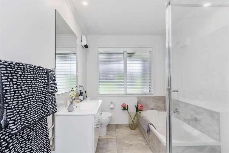 Photo of property in 17 Blanche Road, Papamoa Beach, Papamoa, 3118