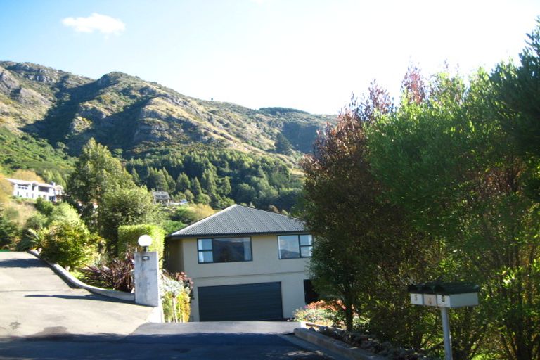 Photo of property in 4 Hyland Brae, Governors Bay, Lyttelton, 8971