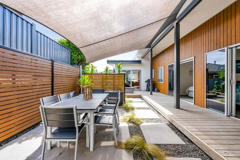 Photo of property in 73 Hine Street, New Plymouth, 4310