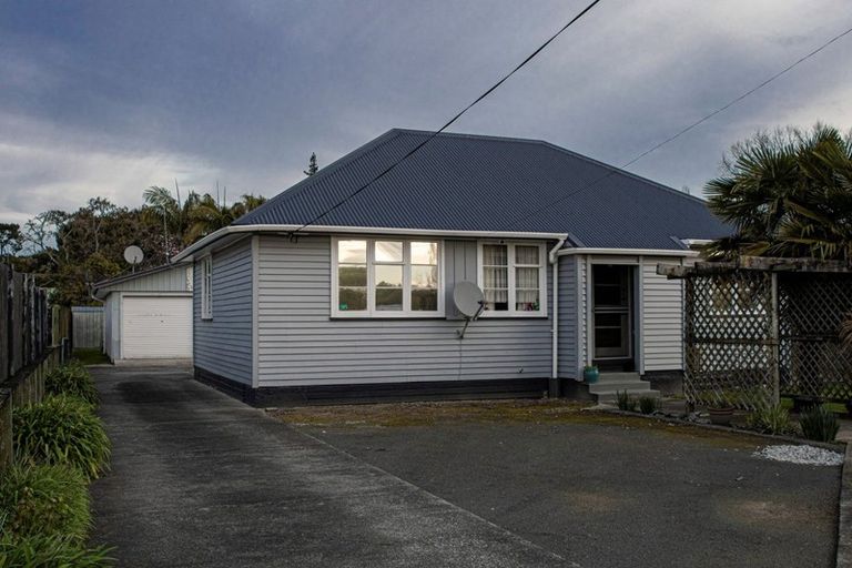Photo of property in 27 Cureton Street, Morrinsville, 3300