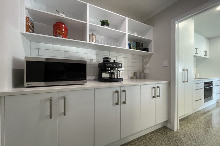 Photo of property in 1 Ngaio Close, Mangawhai, 0505