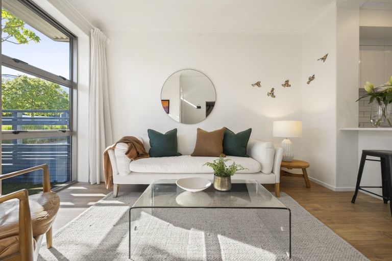 Photo of property in 7 Mollusc Road, Hobsonville, Auckland, 0616