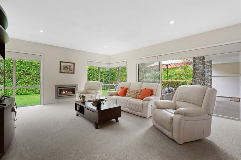 Photo of property in 4 William Street, Highlands Park, New Plymouth, 4312
