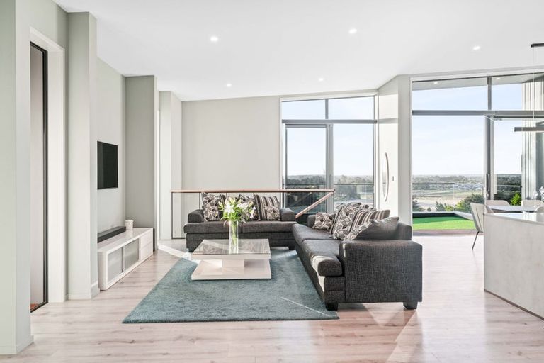 Photo of property in 13 Redmund Spur Road, Kennedys Bush, Christchurch, 8025