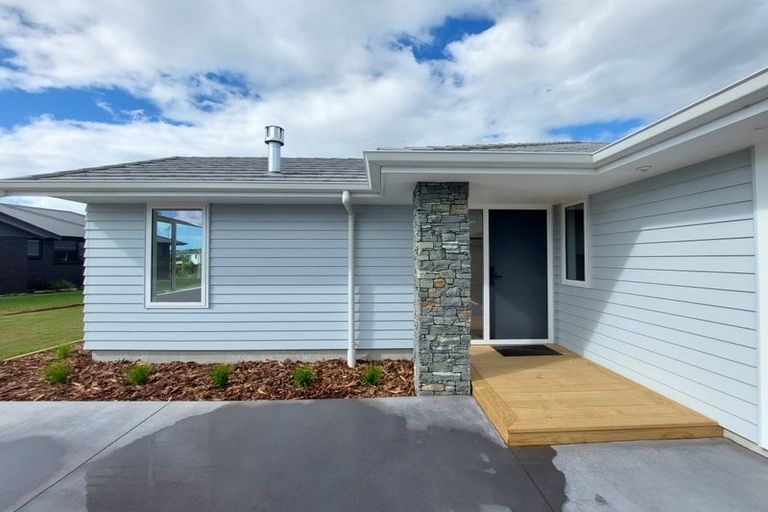 Photo of property in 11b James Drive, Bell Block, New Plymouth, 4312