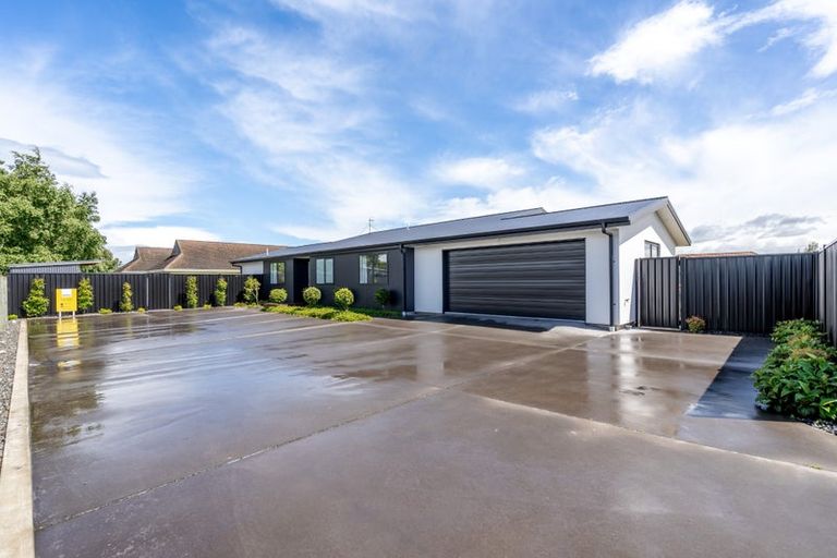 Photo of property in 10 Barker Place, Waikiwi, Invercargill, 9810