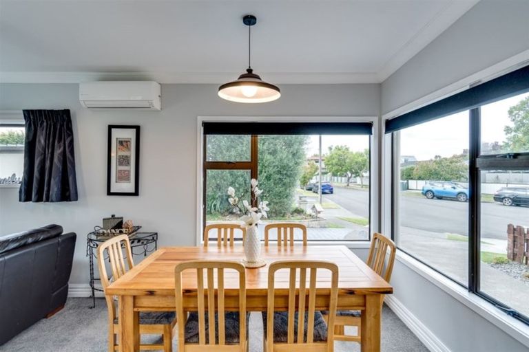 Photo of property in 22 Moorhouse Street, Taradale, Napier, 4112