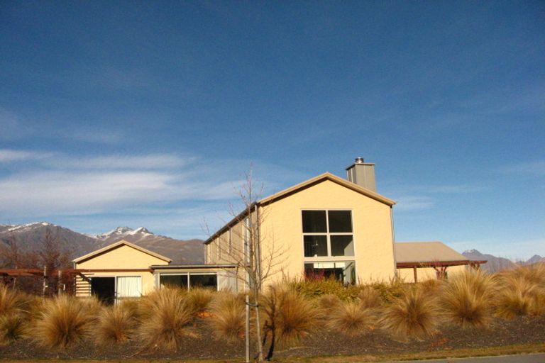 Photo of property in Butel Park, 13 Essex Avenue, Arrowtown, 9302