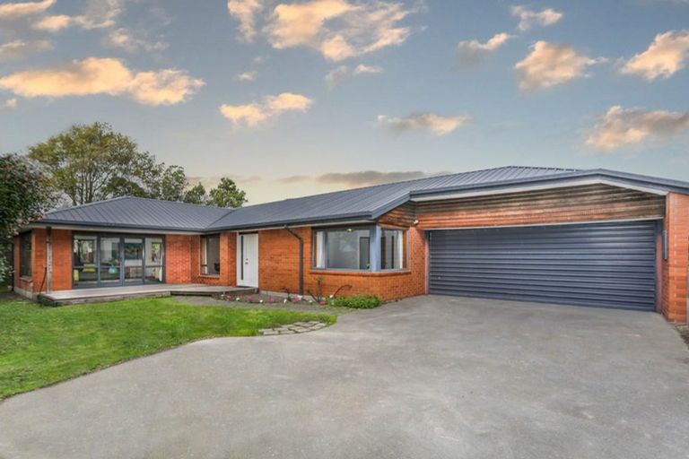 Photo of property in 2/10a Westmont Street, Ilam, Christchurch, 8041