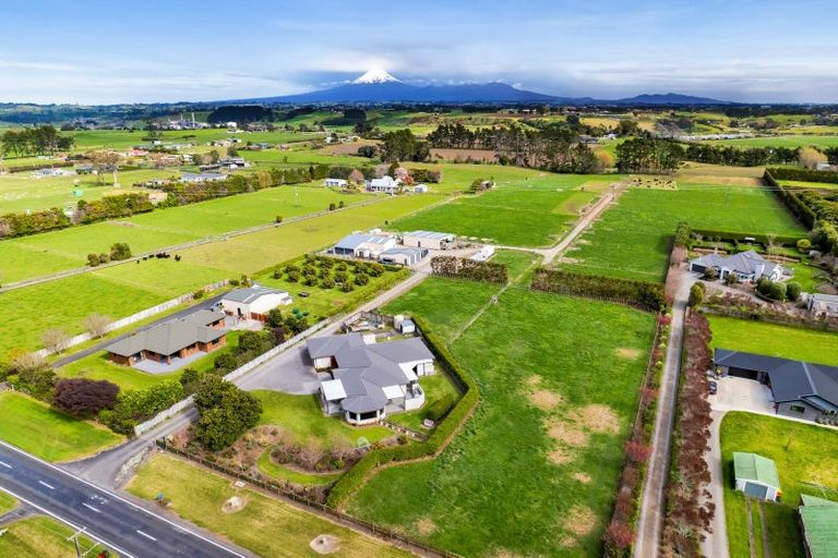 Photo of property in 112b Princess Street, Waitara, 4383