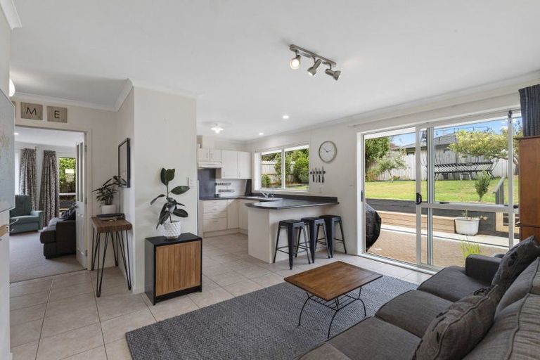 Photo of property in 35 Isabella Drive, Pukekohe, 2120