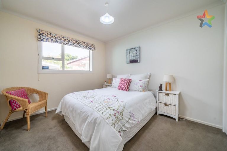Photo of property in 5 Amberley Grove, Hutt Central, Lower Hutt, 5010